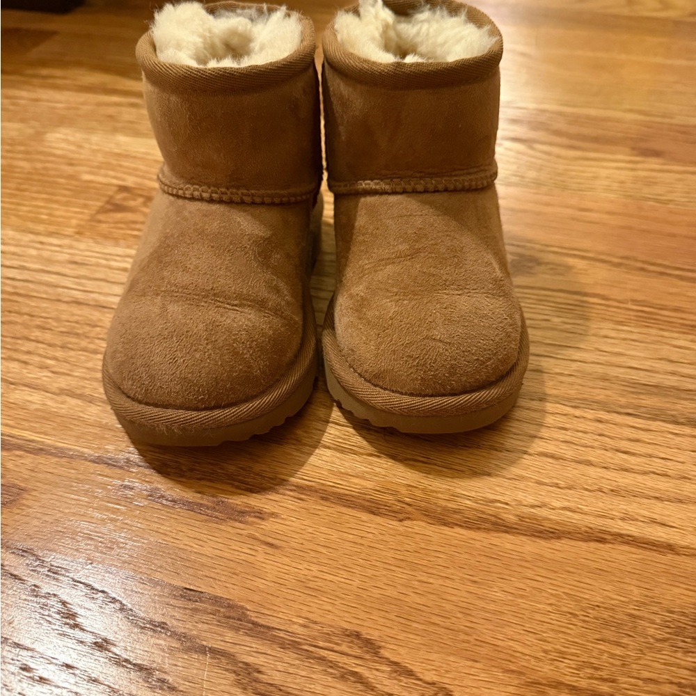 UGG Kids Chestnut Sheepskin Booties